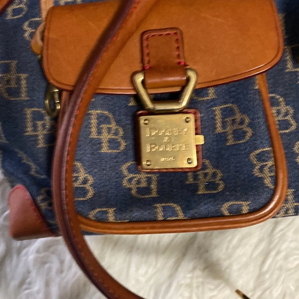 Vintage Dooney Bourke bag - Picture 2 of 6